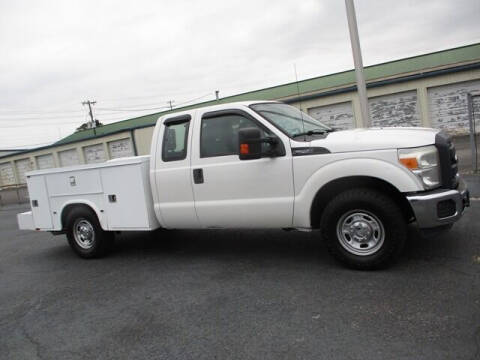 2012 Ford F-250 Super Duty for sale at GOWEN WHOLESALE AUTO in Lawrenceburg TN