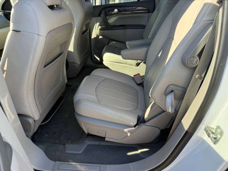 2017 Buick Enclave Leather