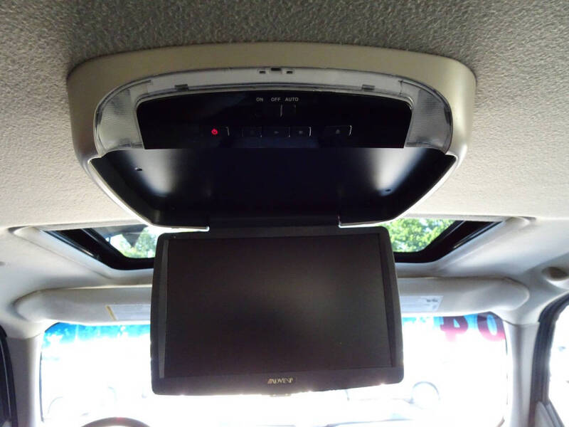 2004 GMC Yukon XL Denali