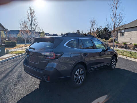 2022 Subaru Outback Premium