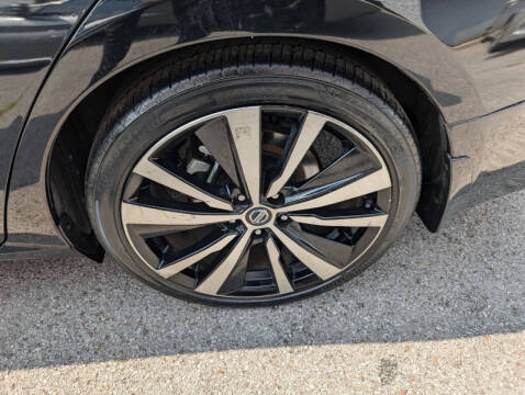 2022 Nissan Altima 2.5 SR