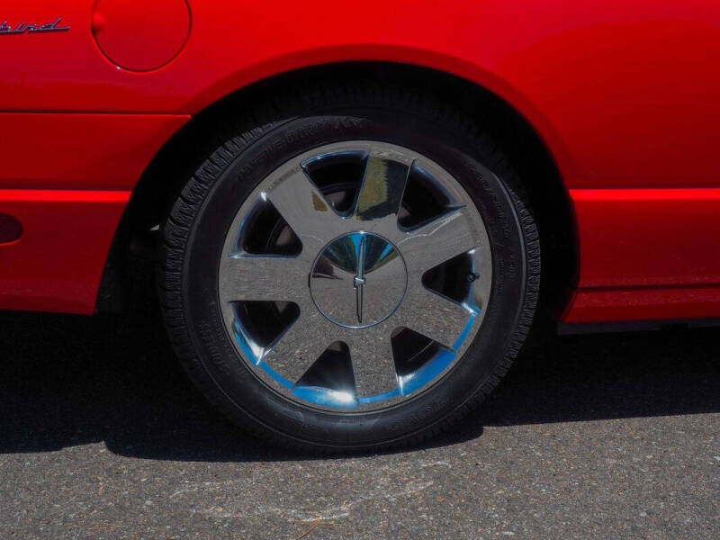 2002 Ford Thunderbird Deluxe