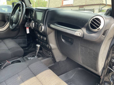 2012 Jeep Wrangler Unlimited Sahara