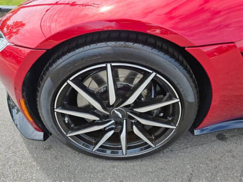 2020 Aston Martin Vantage