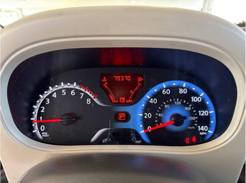 2014 Nissan cube