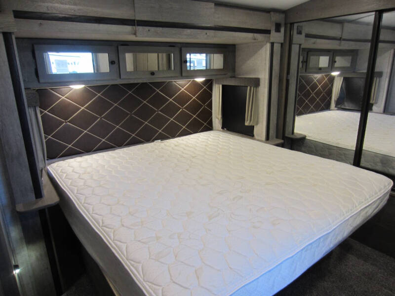 2019 Keystone RV Outback Series 330RL