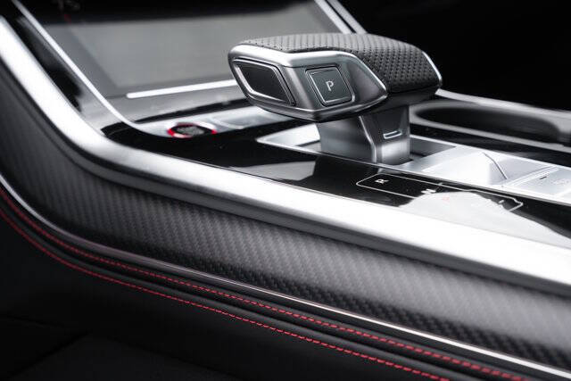 2026 Audi SQ8 4.0T quattro Prestige