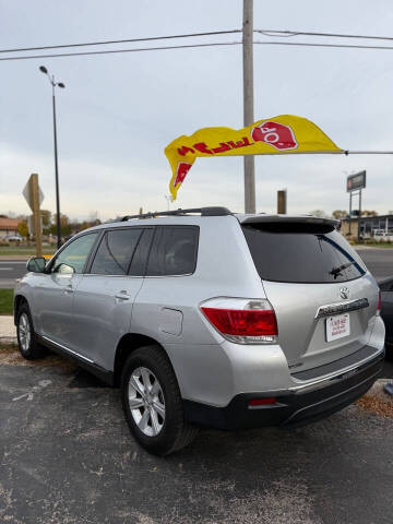 2012 Toyota Highlander SE