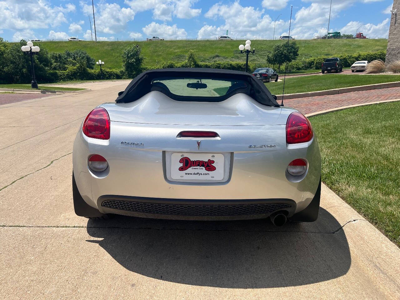 2007 Pontiac Solstice 2