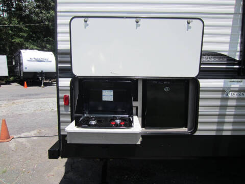 2022 Coleman Lantern Series 242BH