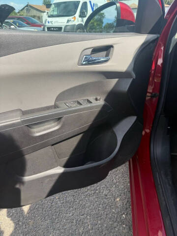 2012 Chevrolet Sonic LT