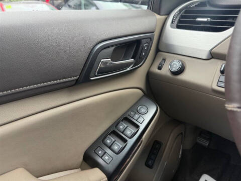 2017 GMC Yukon XL SLT