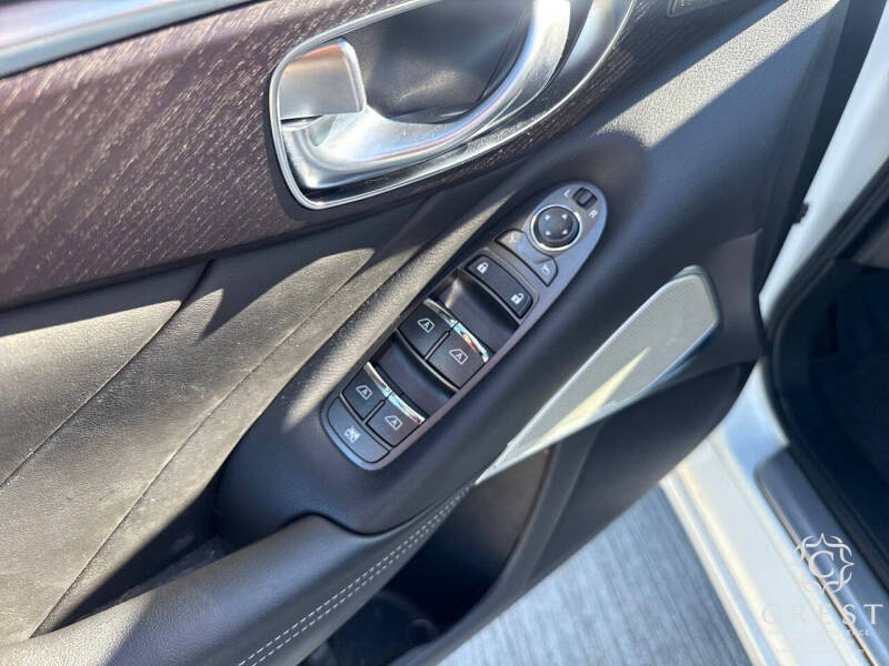 2023 Infiniti Q50 Sensory