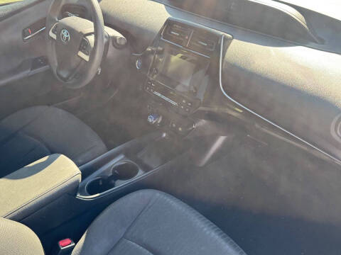 2016 Toyota Prius Two