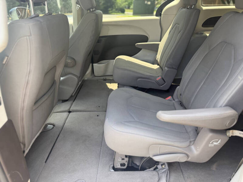 2017 Chrysler Pacifica Touring