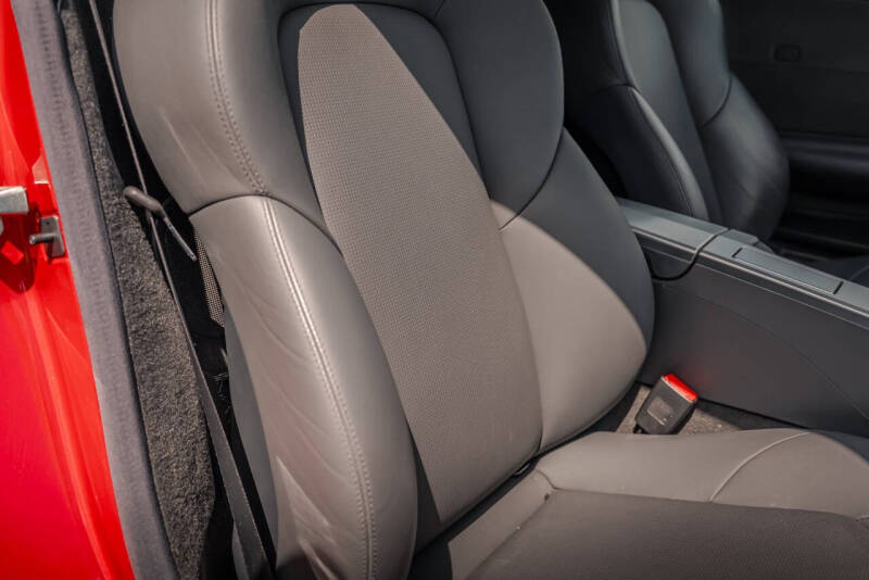 2008 Chrysler Crossfire Limited