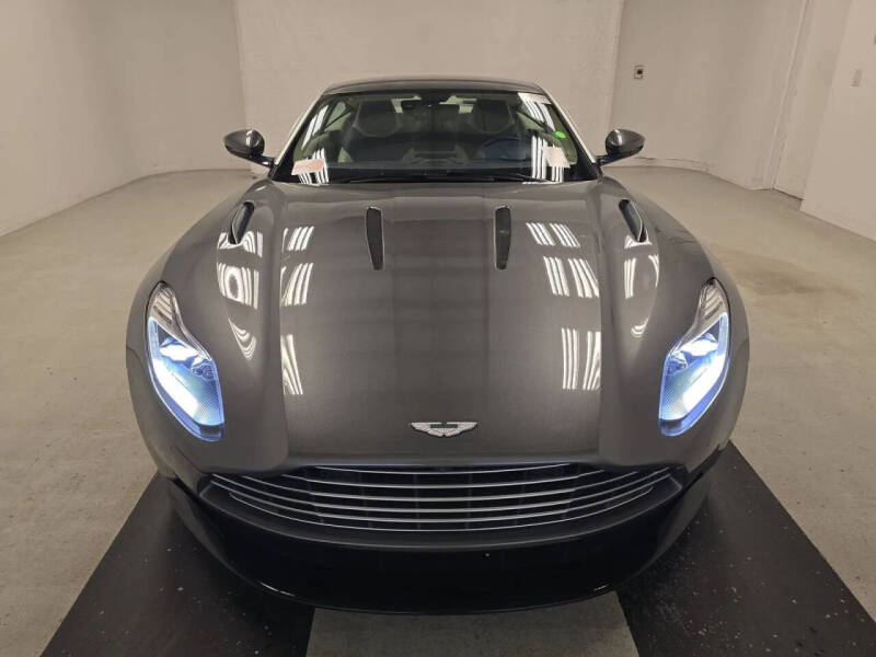 2017 Aston Martin DB11