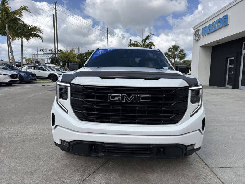 2023 GMC Sierra 1500 Elevation