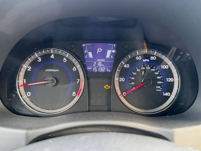 2013 Hyundai Accent GLS