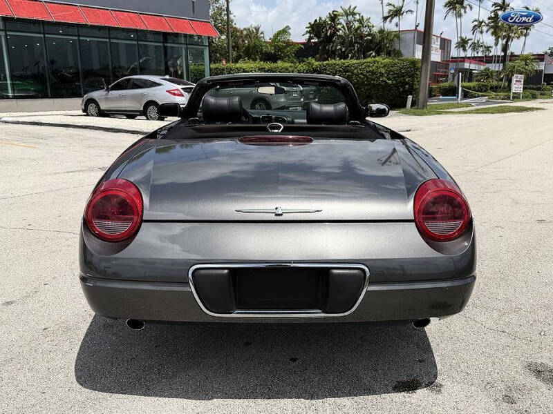 2003 Ford Thunderbird