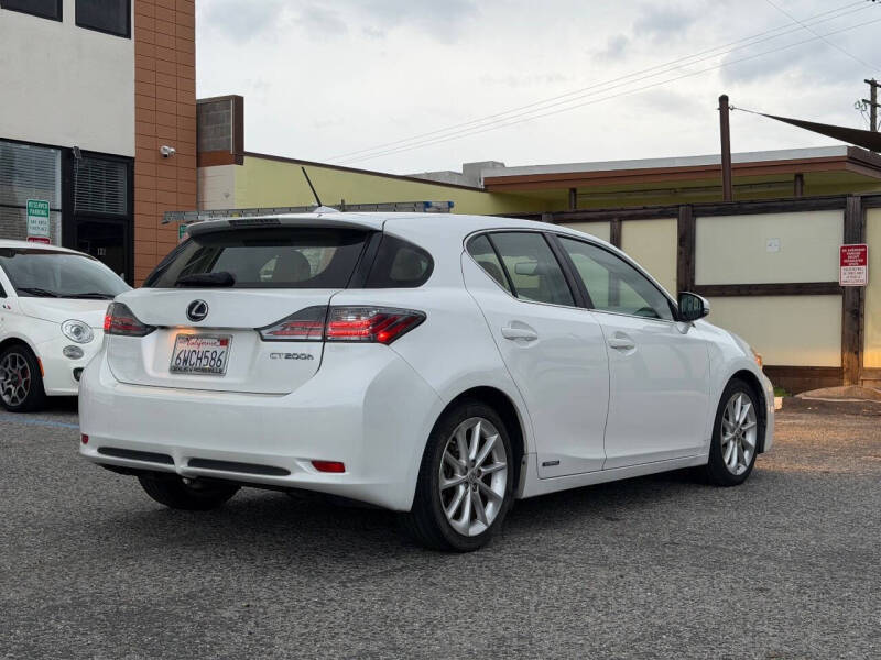 2012 Lexus CT 200h Premium