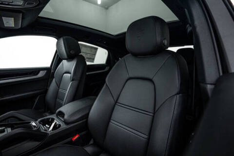 2025 Porsche Cayenne Coupe