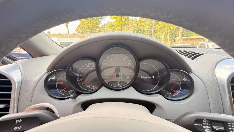 2011 Porsche Cayenne S Hybrid