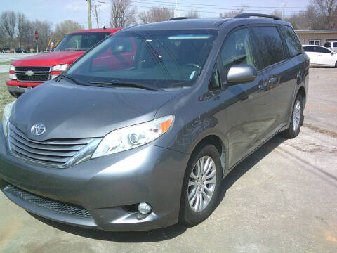 2017 Toyota Sienna for sale at Jimmy's Pre Owned Value Center in Monett MO