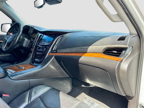 2015 Cadillac Escalade ESV Luxury