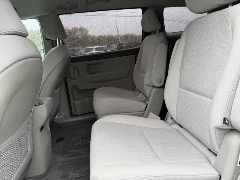 2018 Kia Sedona L