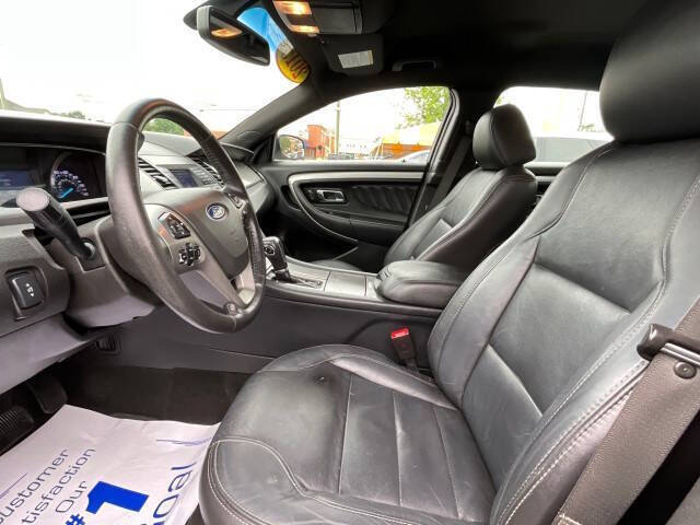 2015 Ford Taurus SEL