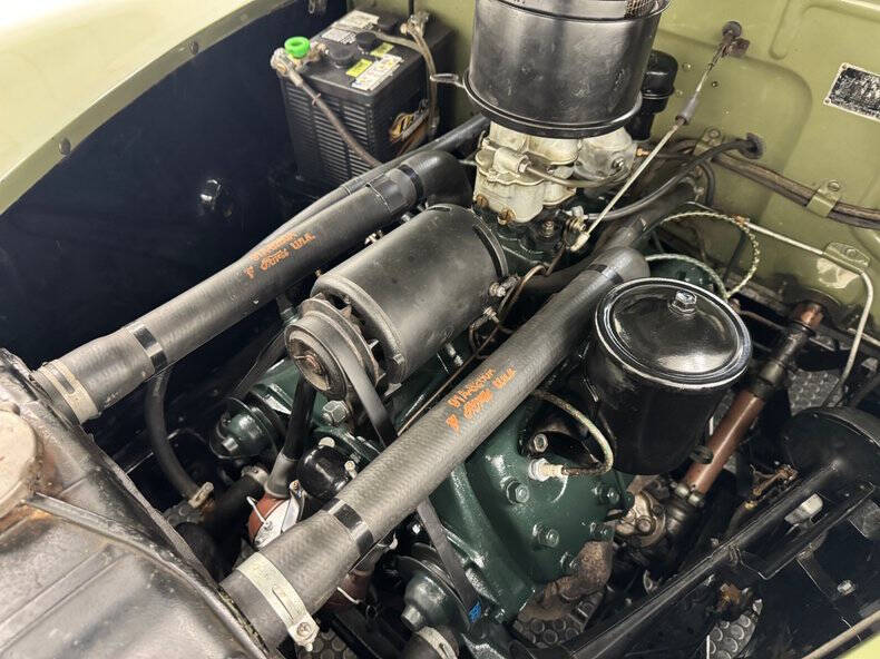 1941 Ford Super Deluxe