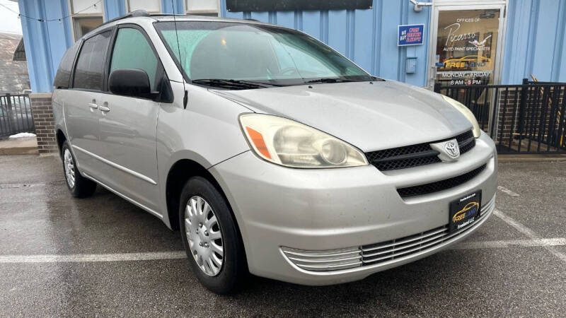 2005 Toyota Sienna for sale at Freeland LLC in Waukesha WI