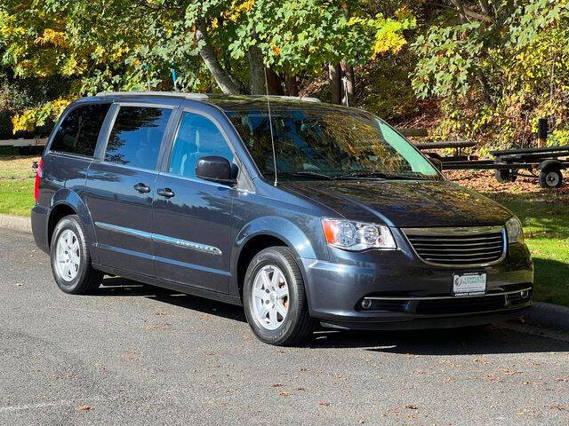 2013 Chrysler Town and Country Touring