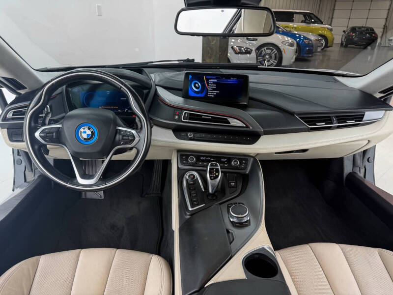 2017 BMW i8