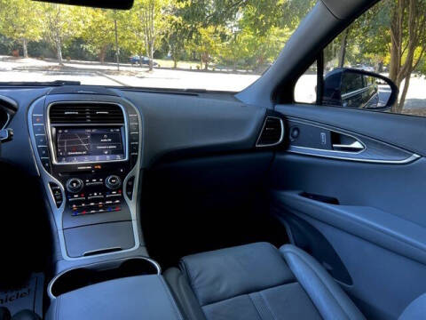 2019 Lincoln Nautilus Reserve