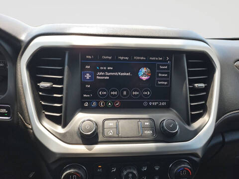 2020 GMC Acadia SLT
