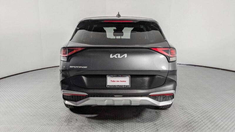 2024 Kia Sportage LX