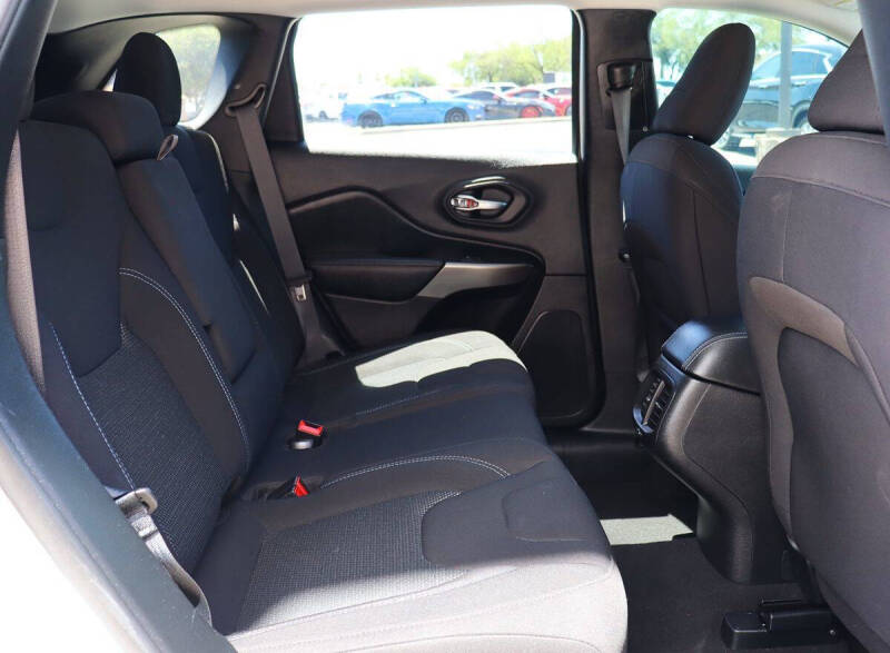 2020 Jeep Cherokee Latitude
