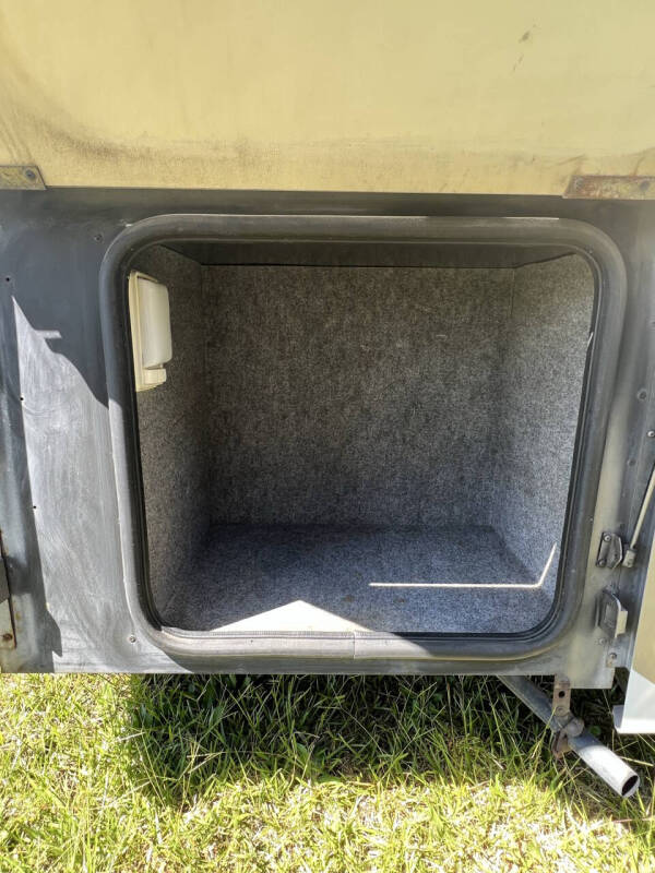 2001 Winnebago Journey 36L