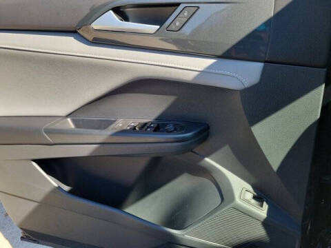 2023 Volkswagen Taos SEL 4Motion