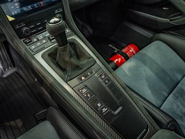 2024 Porsche 718 Cayman GT4 RS