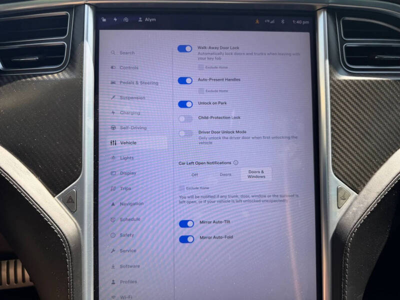 2015 Tesla Model S 85