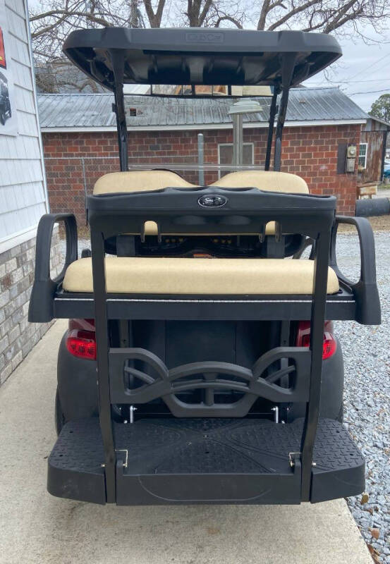 2017 Club Car Precedent