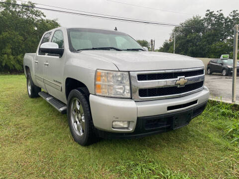 2010 Chevrolet Silverado 1500 for sale at AUTOTEX IH10 in San Antonio TX