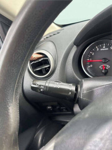 2011 Nissan Rogue S