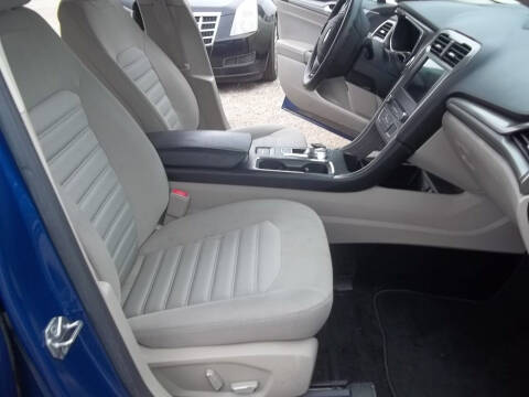 2017 Ford Fusion Hybrid SE