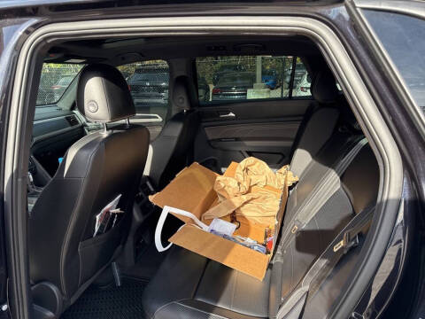 2021 Volkswagen Atlas Cross Sport V6 SE R-Line