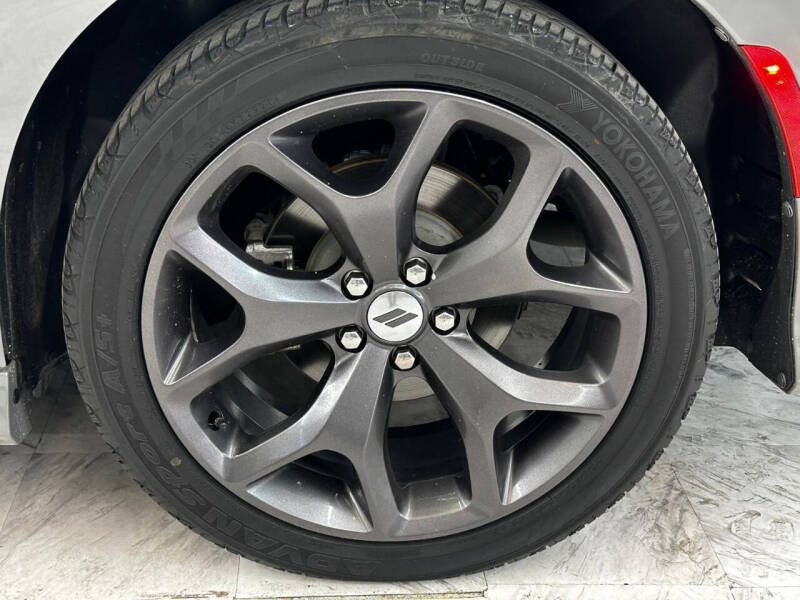 2018 Dodge Charger SXT Plus