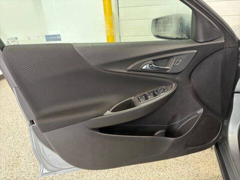 2025 Chevrolet Malibu RS